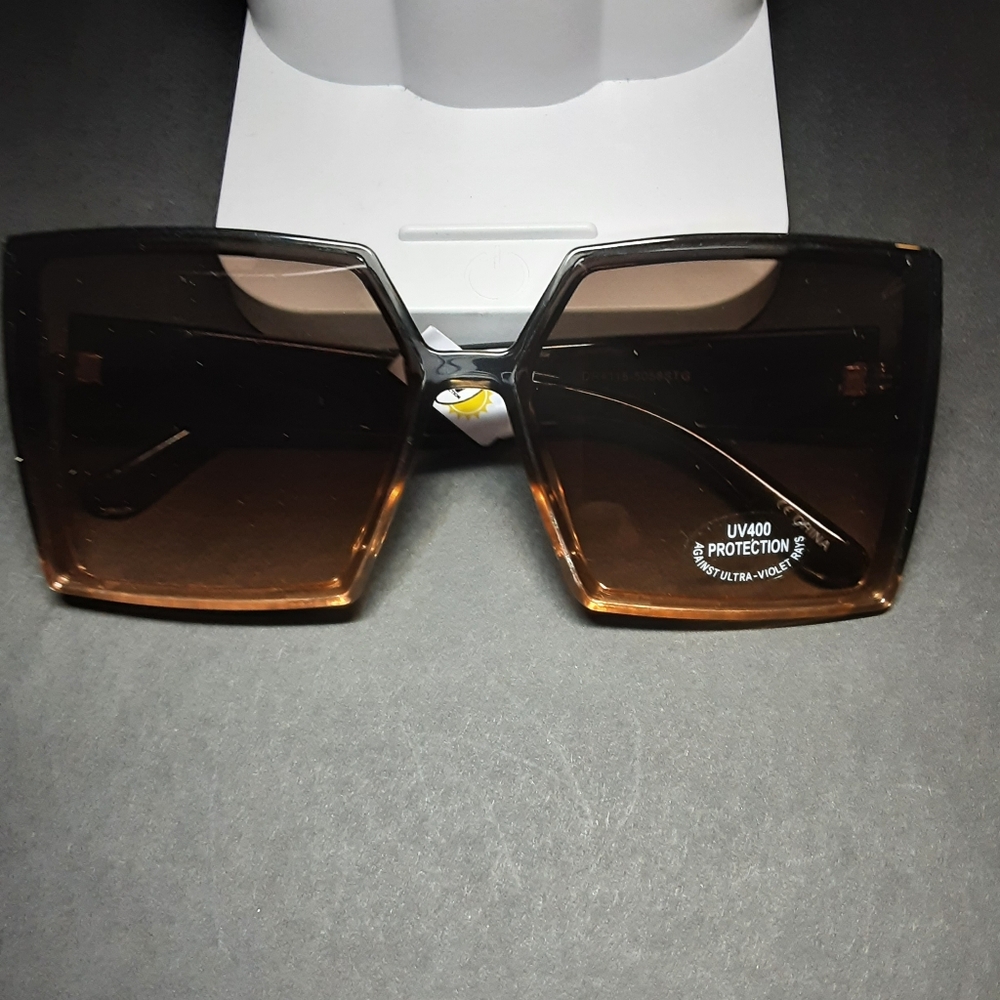 Stylish Brown Sunglasses
